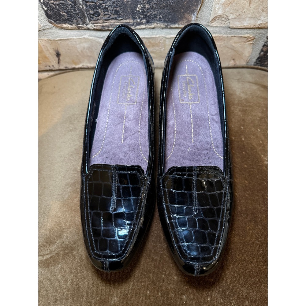 Clarks Artisan Loafers Womens 8N Black Croc Embossed Patent Leather Flats